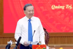Tổng Bí thư, Chủ tịch nước Tô Lâm phát biểu chỉ đạo tại cuộc làm việc với Ban Thường vụ Tỉnh ủy Quảng Trị. (Ảnh: Thống Nhất/TTXVN)