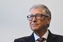 Tỷ phú Bill Gates phát biểu tại một sự kiện ở London, Anh. (Ảnh: AFP/TTXVN)