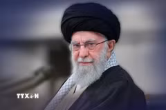 Lãnh tụ tối cao Iran Ali Khamenei. (Ảnh: IRNA/TTXVN)