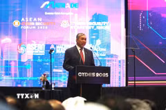 Phó Thủ tướng Malaysia, Tiến sỹ Ahmad Zahid Hamidi phát biểu khai mạc sự kiện. (Ảnh:Hằng Linh/TTXVN)