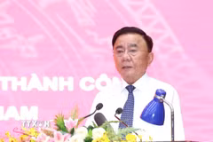 Ông Trần Cẩm Tú, Ủy viên Bộ Chính trị, Thường trực Ban Bí thư, Trưởng Ban Chỉ đạo Trung ương phát biểu chỉ đạo Hội nghị. (Ảnh: Phương Hoa/TTXVN)