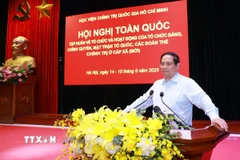 Thủ tướng Phạm Minh Chính phát biểu bế mạc Hội nghị toàn quốc tập huấn về tổ chức và hoạt động của tổ chức Đảng, chính quyền, Mặt trận tổ quốc Việt Nam, các đoàn thể chính trị ở cấp xã (mới). (Ảnh: Dương Giang-TTXVN)