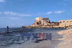 Thành phố La Mã cổ của Israel bên bờ Địa Trung Hải