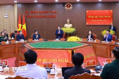 Thủ tướng Phạm Minh Chính làm việc với Ban Thường vụ Tỉnh ủy Quảng Ngãi về tình hình phát triển kinh tế-xã hội. (Ảnh: Dương Giang/TTXVN)