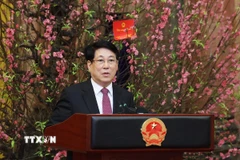 Chủ tịch nước Lương Cường chúc Tết cán bộ, công chức, viên chức, người lao động Văn phòng Chủ tịch nước. (Ảnh: Lâm Khánh/TTXVN)