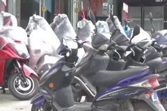Chìa khóa thành công chuyển đổi xe xăng sang xe điện của Trung Quốc