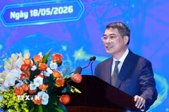 Thủ tướng Lê Minh Hưng phát biểu tại Lễ chào mừng Ngày Khoa học, Công nghệ và Đổi mới sáng tạo Việt Nam và Hội nghị triển khai công nghệ chiến lược. (Ảnh: Dương Giang/TTXVN)