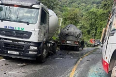 Tai nạn liên hoàn trên đèo Bảo Lộc, hai người thoát chết trong gang tấc