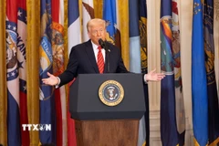 Tổng thống Mỹ Donald Trump phát biểu tại Nhà Trắng. (Ảnh: THX/TTXVN)