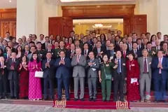 Tổng Bí thư Tô Lâm gặp mặt trí thức, nhà khoa học, văn nghệ sỹ