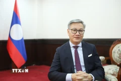 Bộ trưởng Bộ Ngoại giao Lào Thongsavan Phomvihane trả lời phỏng vấn phóng viên TTXVN. (Ảnh: Xuân Tú/TTXVN)