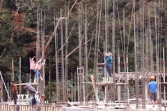 Đẩy nhanh tiến độ xây dựng Trường Phổ thông nội trú liên cấp Tiểu học và THCS Thanh Thủy (xã biên giới Thanh Thủy, Tuyên Quang). (Ảnh: Đức Thọ/TTXVN)