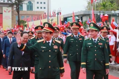 Đại tướng, Bộ trưởng Quốc phòng Phan Văn Giang tại Cửa khẩu Quốc tế Móng Cái. (Ảnh: Trọng Đức/TTXVN)