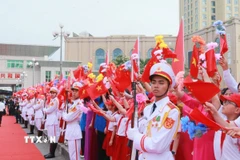 Giao lưu hữu nghị quốc phòng biên giới Việt Nam-Trung Quốc