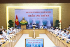 Thủ tướng Phạm Minh Chính, Trưởng Ban Chỉ đạo xây dựng nhà máy điện hạt nhân, chủ trì phiên họp lần thứ ba của Ban Chỉ đạo. (Ảnh: Dương Giang/TTXVN)