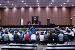 Xét hỏi các bị cáo đánh bạc tại khách sạn Pullman Hà Nội