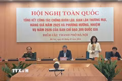 Bà Nguyễn Kiều Oanh, Phó Giám đốc Sở Công Thương Hà Nội, trình bày tại Hội nghị. (Ảnh: Phương Anh/TTXVN)
