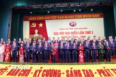 Ban Chấp hành Đảng bộ tỉnh Thái Nguyên khóa I, nhiệm kỳ 2025-2030 ra mắt Đại hội. (Ảnh: Vũ Hoàng Giang/TTXVN)