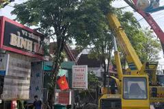 Hiện trường nơi cần bơm bêtông gãy đổ trong lúc thi công sửa chữa nhà dân, khiến 3 người thương vong. (Ảnh: Người dân cung cấp)