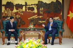 Thủ tướng Phạm Minh Chính tiếp ông Yamamoto Ichita, Thống đốc tỉnh Gunma (Nhật Bản). Ảnh: Dương Giang/TTXVN)