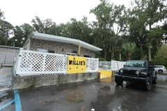 Quán bar Willie's Bar and Gril, nơi xảy ra vụ xả súng. (Nguồn: AP)