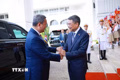 Thủ tướng Lê Minh Hưng đón Thủ tướng Campuchia Hun Manet thăm chính thức Việt Nam và tham dự Diễn đàn Tương lai ASEAN lần thứ ba. (Ảnh: Dương Giang/TTXVN)