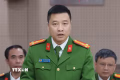 Thượng tá Vũ Thanh Tùng, Phó Cục trưởng Cục Cảnh sát điều tra tội phạm về tham nhũng, kinh tế và buôn lậu (C03, Bộ Công an). (Ảnh: Phạm Kiên/TTXVN)