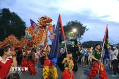 Ngày hội quảng diễn Lân-Sư-Rồng và treo, rước đèn Trung Thu thành phố Huế năm 2025. (Ảnh: Mai Trang/TTXVN)