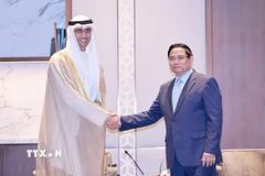 Thủ tướng Phạm Minh Chính tiếp ông Sheikh Saoud Salem Abdulaziz Al-Sabah, Chủ tịch Ủy ban Đầu tư của Hội đồng quản trị, Tổng giám đốc Quỹ đầu tư Kuwait. (Ảnh: Dương Giang/TTXVN)