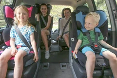 Có nhiều loại ghế ôtô khác nhau dành cho từng giai đoạn phát triển của trẻ. (Nguồn: ABC News)