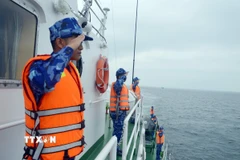 Cảnh sát biển Việt Nam tuần tra trên vùng biển phía Bắc Vịnh Bắc Bộ. (Ảnh: TTXVN)