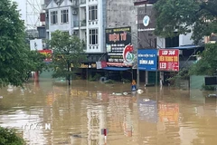 Điểm ngập sâu trên đường Lương Ngọc Quyến (Thái Nguyên). (Ảnh: Quân Trang/TTXVN)