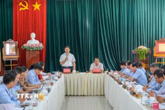 Quang cảnh buổi làm việc. (Ảnh: Thanh Liêm/TTXVN)