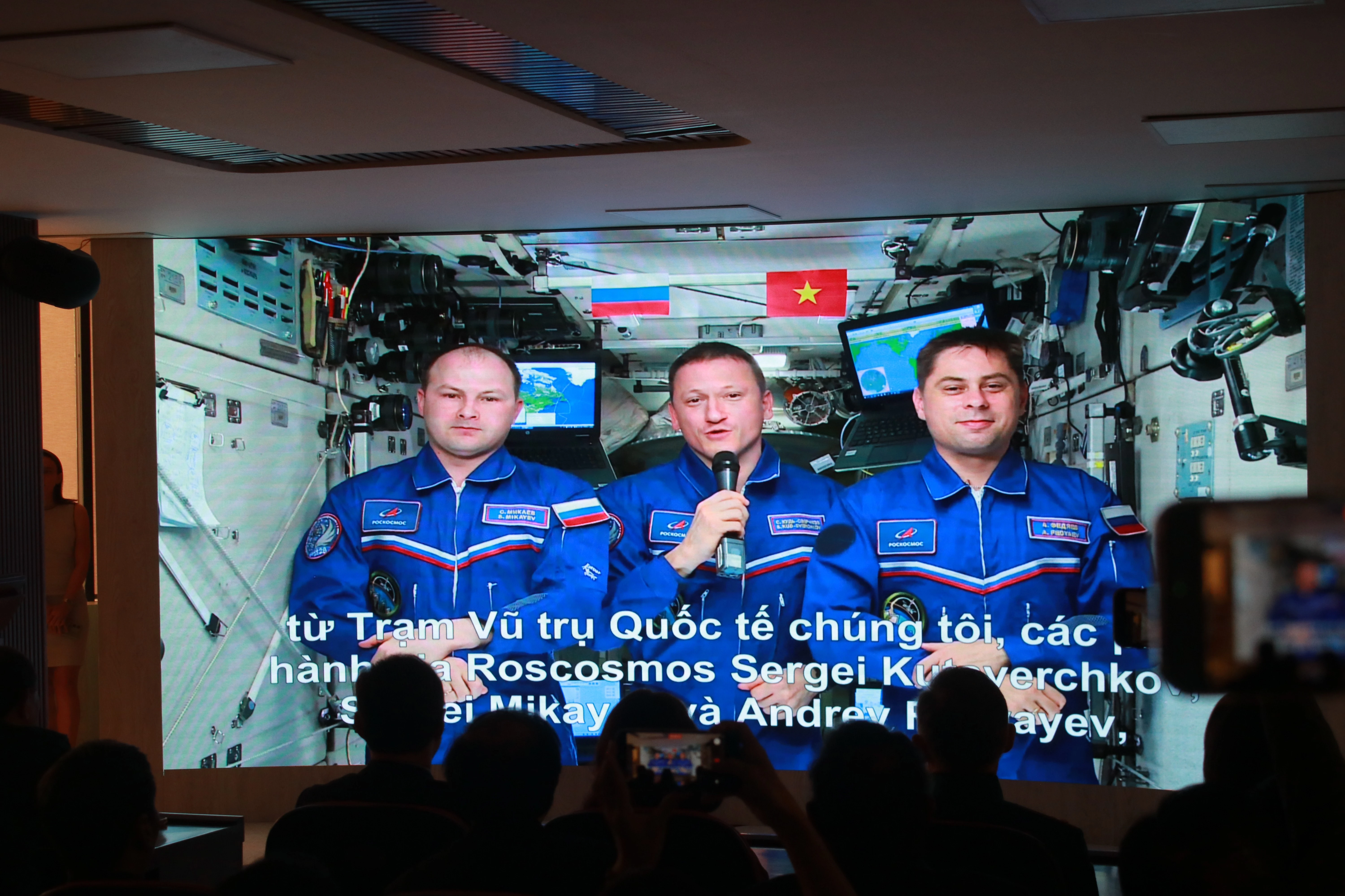 Phi hành gia Nga từ Trạm ISS gửi lời chào Việt Nam nhân dịp đặc biệt