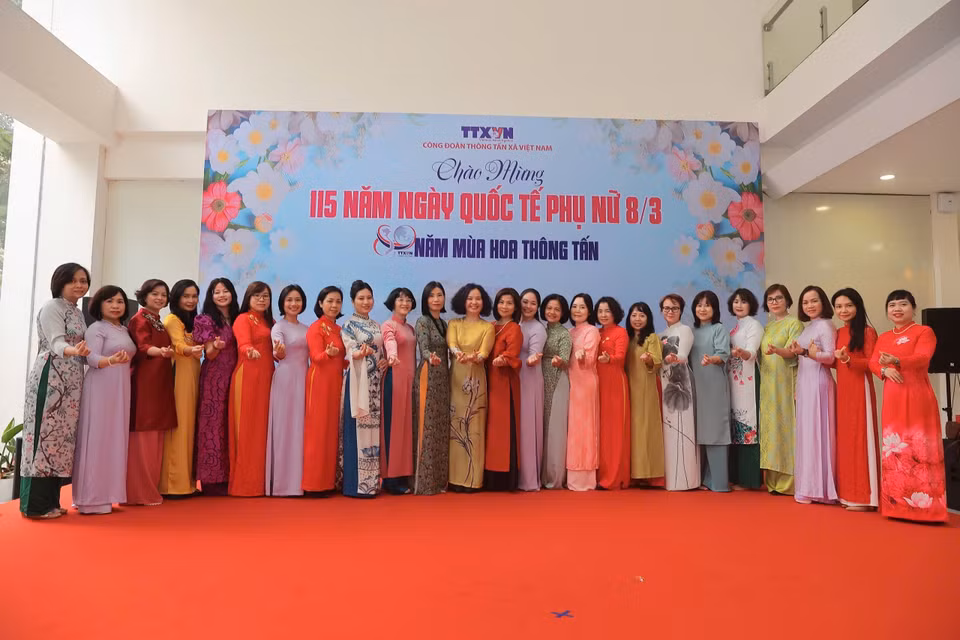 Nào mình cùng thả tim. (Ảnh: Vietnam+)