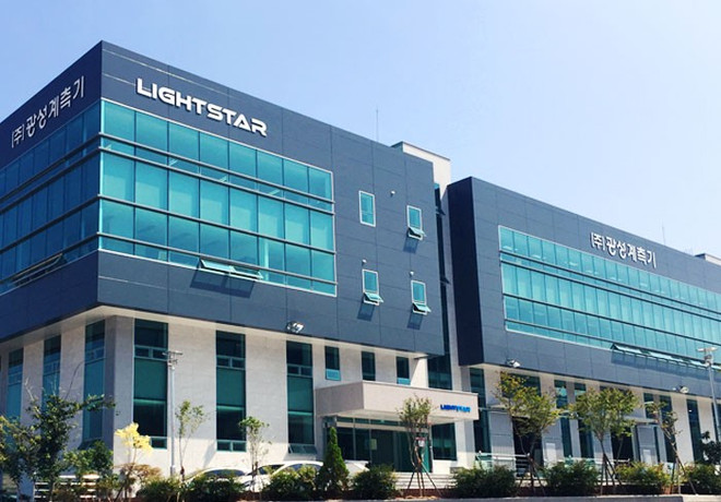 Công ty LIGHTSTAR chuyên sản xuất thiết bị đo lường điện hàng đầu của Hàn Quốc. index01.jpg