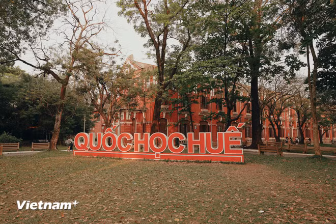 Ghé thăm Trường Quốc học Huế: Tượng đài kiến trúc cổ kính giữa lòng cố đô vnp-img-7021.jpg