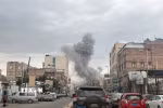 Khói bốc lên sau cuộc không kích của Israel tại Sanaa, Yemen, ngày 10/9/2025. (Ảnh: THX/TTXVN)