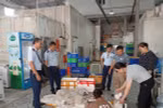 Hiện trường vụ tai nạn giao thông nghiêm trọng khi 2 ôtô tông nhau khiến 1 người tử vong. (Ảnh: TTXVN phát)