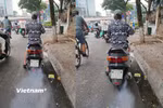 Khói thải từ phương tiện giao thông cũ nát. (Ảnh: Hùng Võ/Vietnam+)