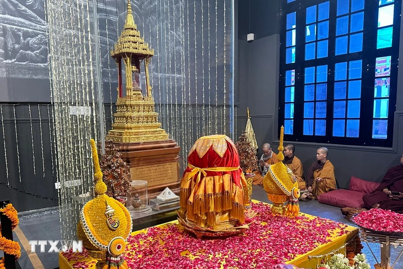 Xá lợi Đức Phật được tôn trí tại Bảo tàng Quốc gia New Delhi, Ấn Độ. (Ảnh: Quang Trung/TTXVN)
