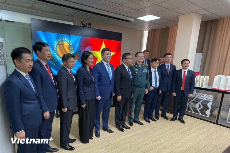 Quang cảnh một buổi làm việc. (Ảnh: Vietnam+)
