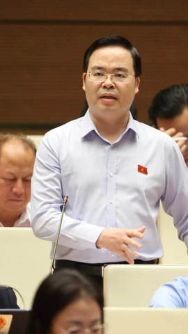 Tiến sỹ Trần Văn Khải - Phó Bí thư Đảng ủy Ủy ban Khoa học, Công nghệ và Môi trường của Quốc hội.