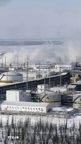 Cơ sở lọc dầu ở giếng dầu Vankorskoye thuộc vùng Krasnoyarsk (Nga). (Ảnh: Reuters/TTXVN)
