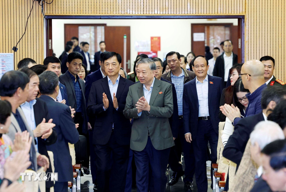Tổng Bí thư Tô Lâm và các đại biểu. (Ảnh: Thống Nhất/TTXVN)