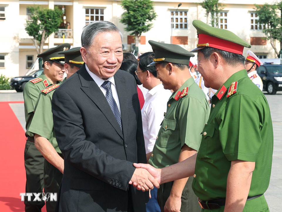Tổng Bí thư Tô Lâm thăm làm việc với Công an tỉnh Bình Phước. (Ảnh: Thống Nhất/TTXVN)