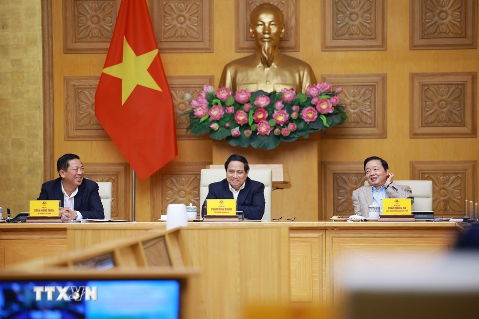 Thủ tướng Phạm Minh Chính chủ trì phiên họp thứ 24 của Ban Chỉ đạo Nhà nước các công trình, dự án quan trọng quốc gia, trọng điểm ngành Giao thông Vận tải. (Ảnh: Dương Giang/TTXVN)