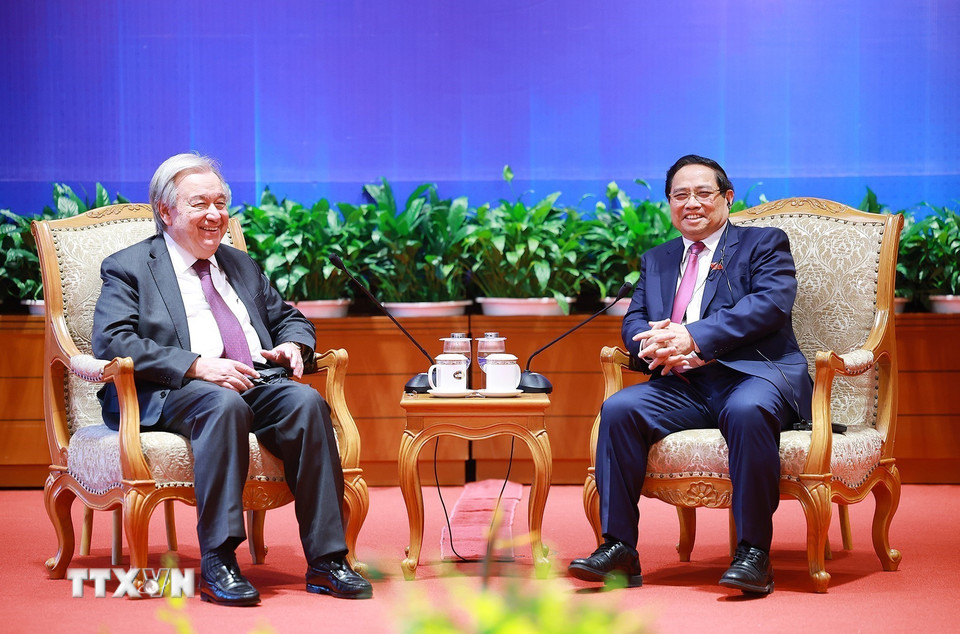 Thủ tướng Phạm Minh Chính gặp Tổng Thư ký Liên hợp quốc António Guterres. (Ảnh: Dương Giang/TTXVN)