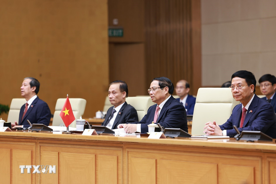 Thủ tướng Phạm Minh Chính và đoàn Việt Nam tại cuộc hội kiến Toàn quyền Australia Sam Mostyn. (Ảnh: Dương Giang/TTXVN)