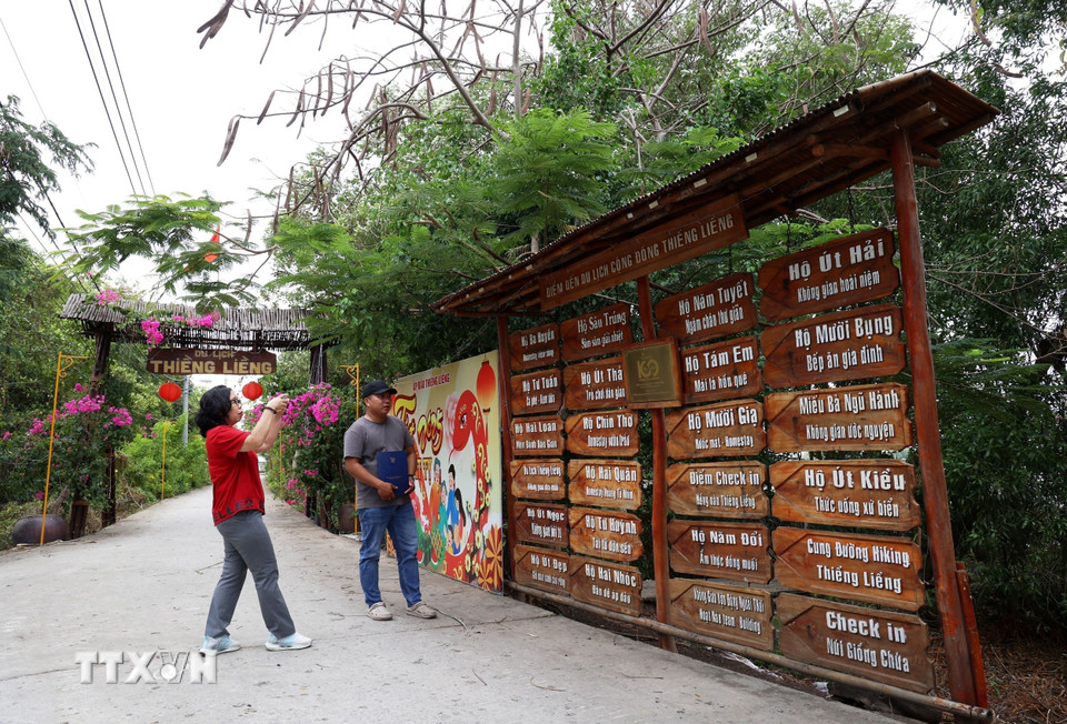 Ấp đảo Thiềng Liềng hiện có chuỗi 24 điểm đến hộ gia đình với nhiều sản phẩm du lịch cộng đồng. (Ảnh: Huyền Trinh/TTXVN phát)